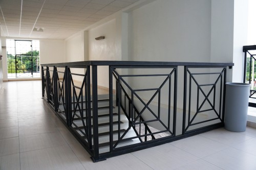 Mirebalais Hospital: Stair
